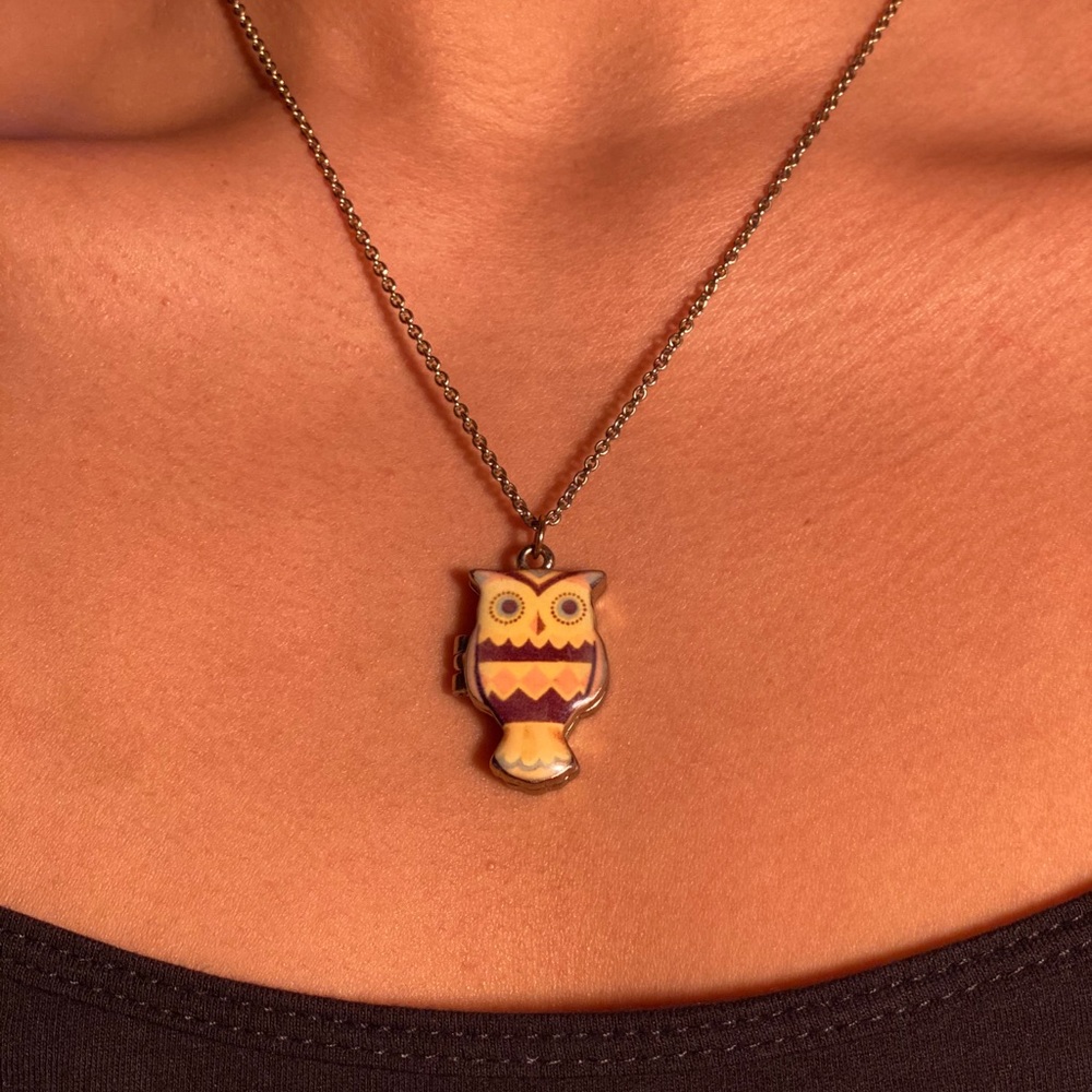 Owl tribal locket 🧡